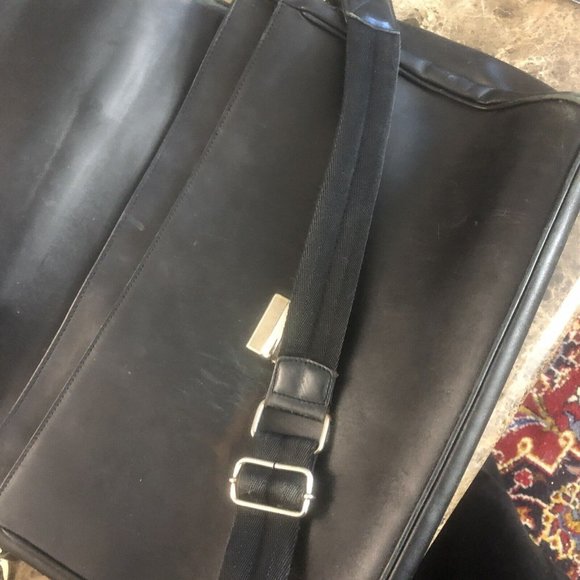 MERCEDES-BENZ Italian Large Leather Messenger Bag Briefcase Laptop Crossbody - Picture 8 of 11